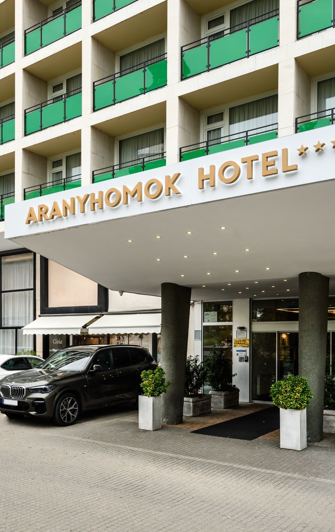 Parkolás szállodánknál